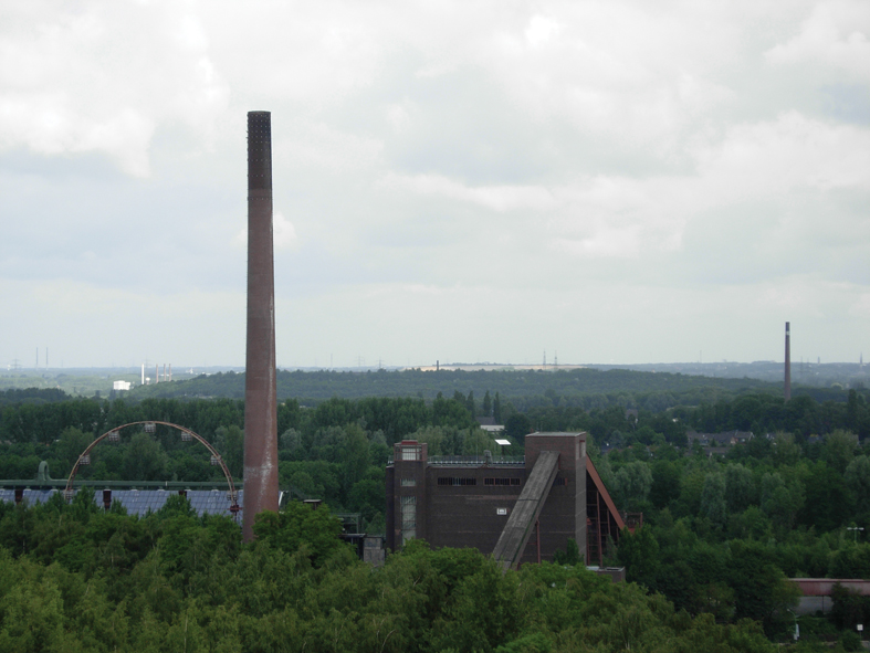 Utsikt över det idag så skönt gröna Världsarvet Zeche Zollverein i Essen.